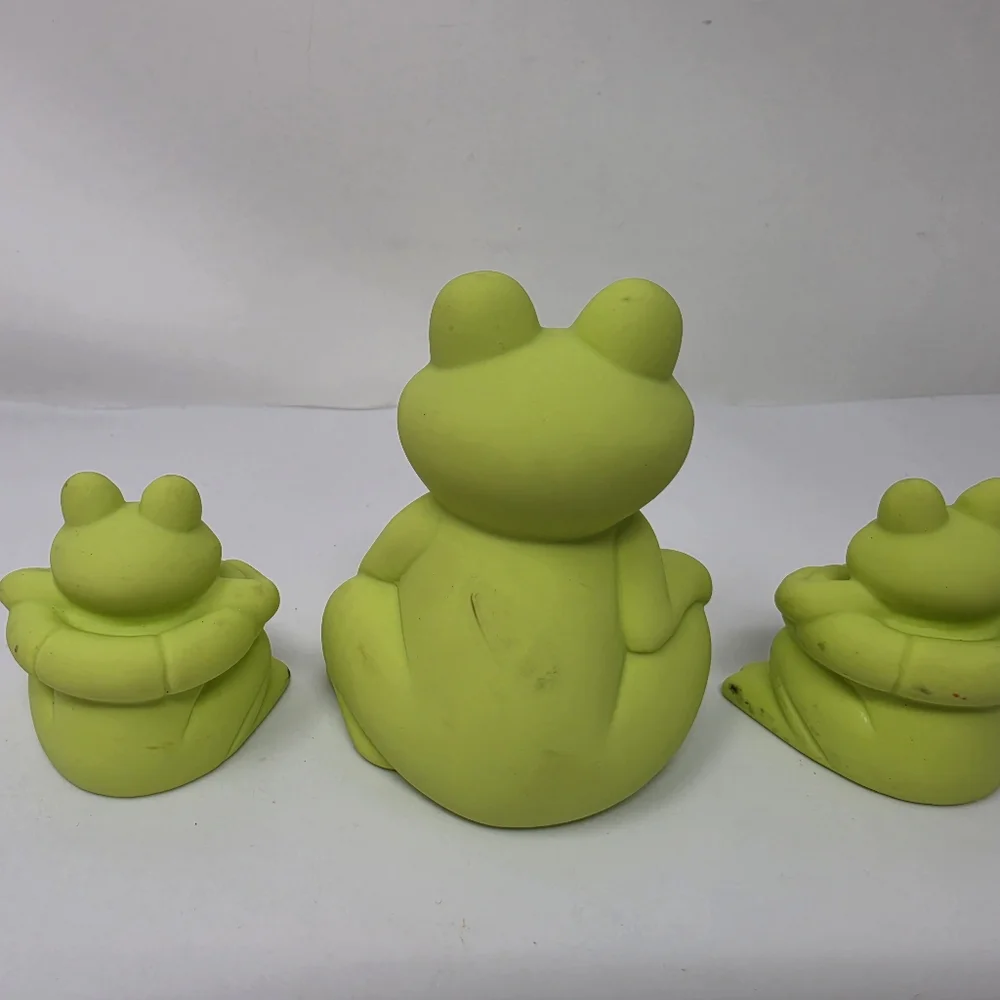 Vital Baby Rubber Frog Green Toys Lot of 3